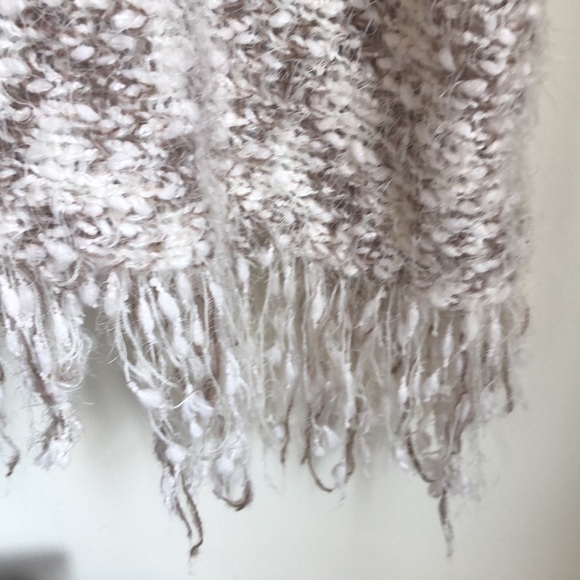 Umgee Fringe Sweater - Picture 4 of 7